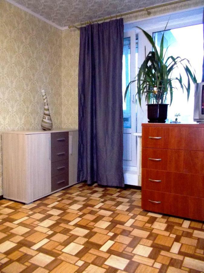 Apartment On Tankopiya Street Charków Zewnętrze zdjęcie